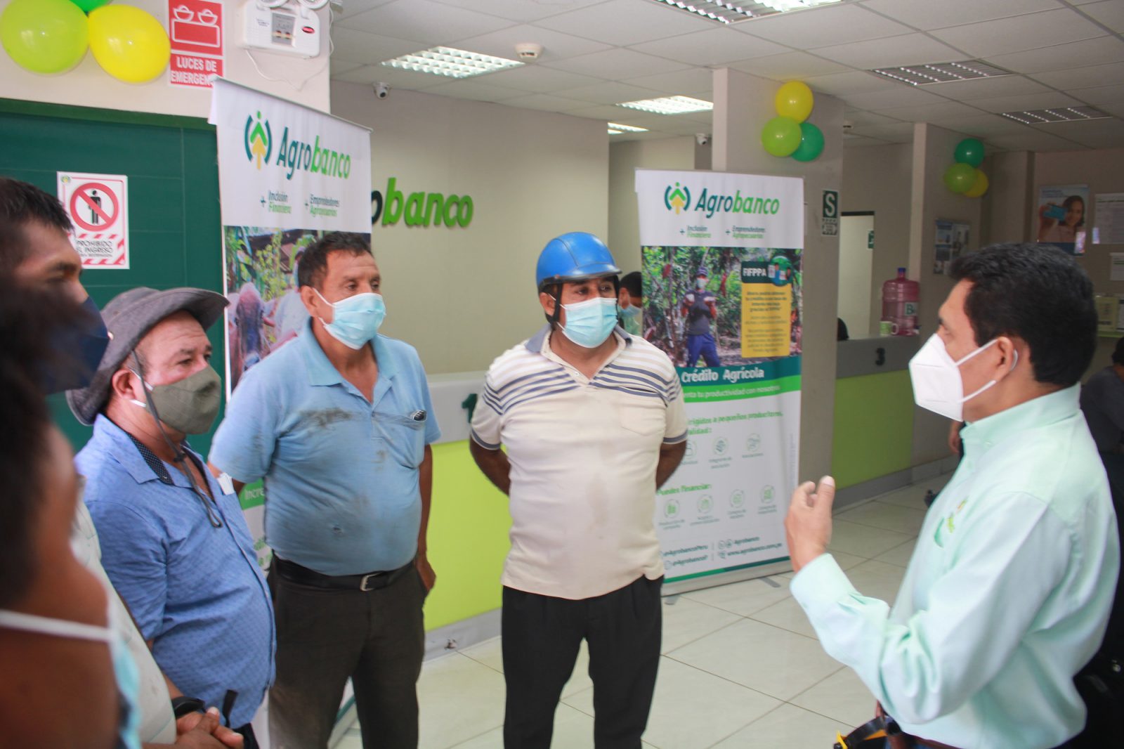 Agrobanco Más De 4 Mil Pequeños Agricultores Obtendrán Créditos En 48 Horas Agrobanco 8702